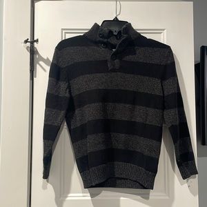 Silverlake Boys size black and gray striped pullover